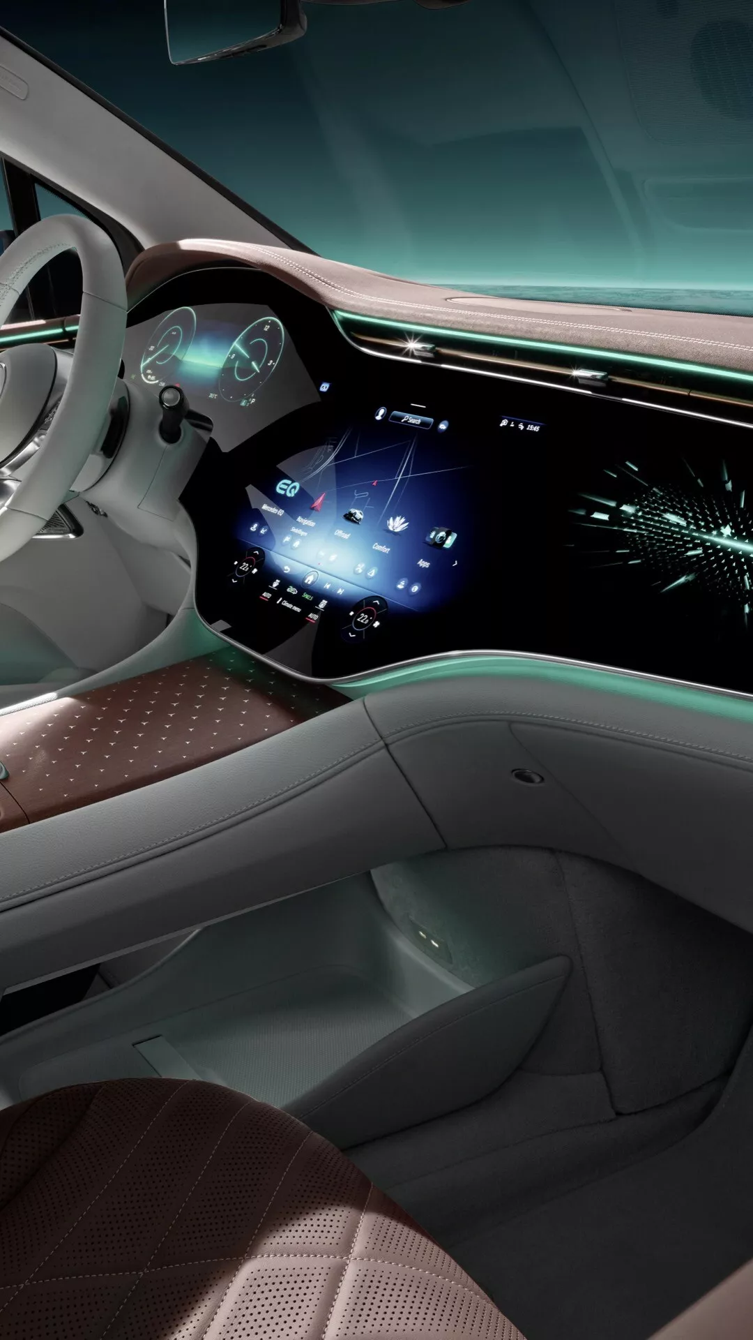 Mercedes-Benz EQE SUV 2023, model 294 prezentujący swój elegancki design i zaawansowane funkcje